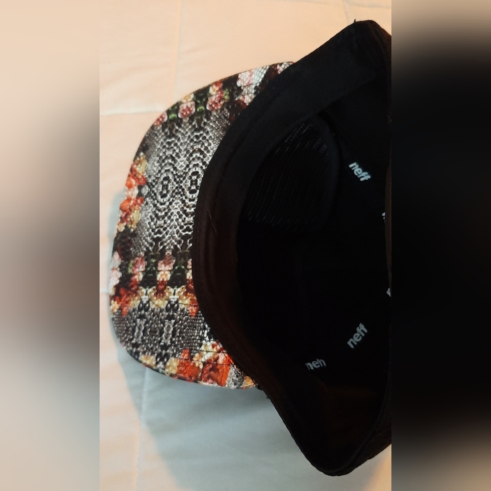 Neff Snapback Hat - Picture 9 of 11